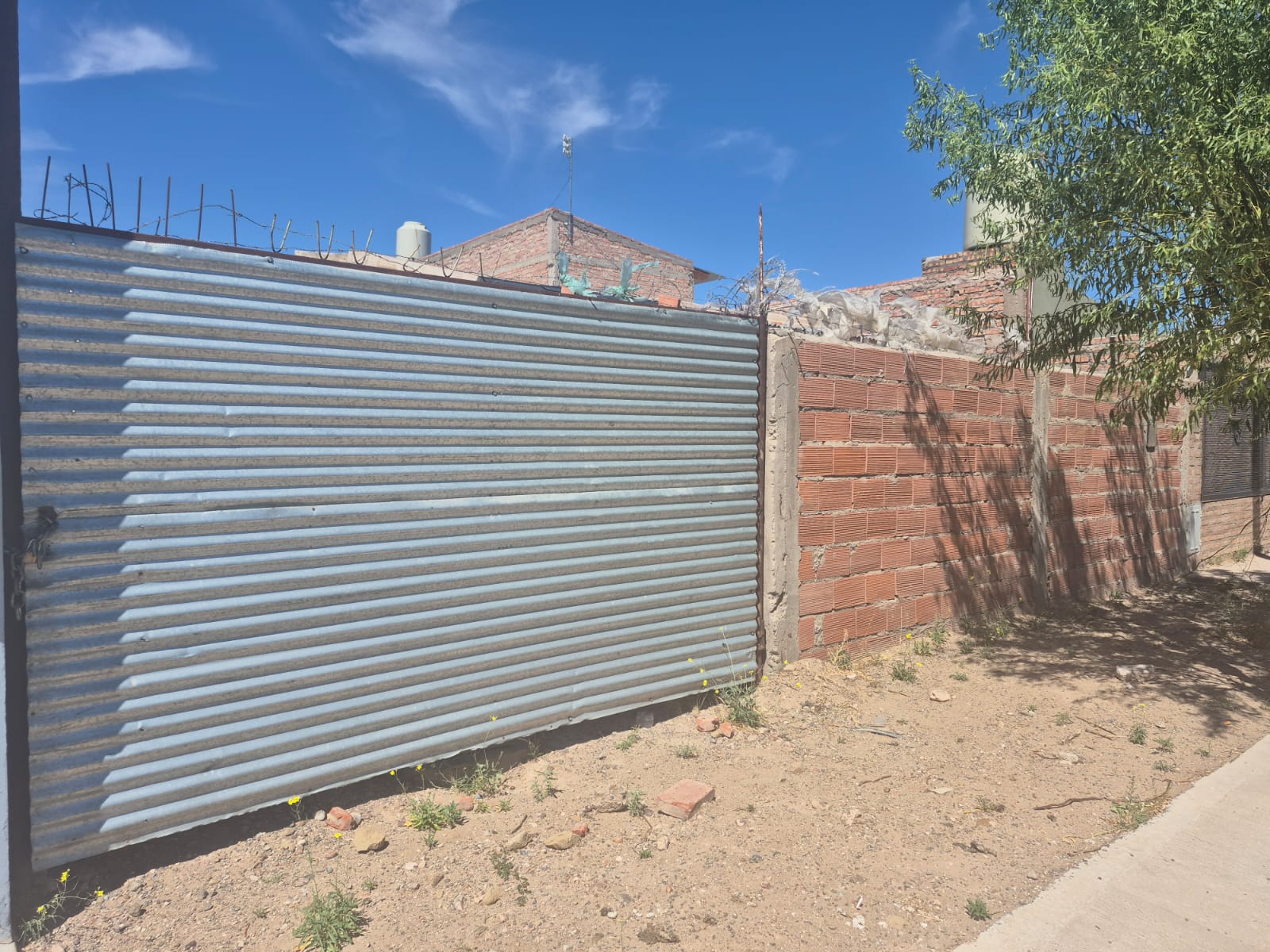 Terreno con adelantos Barrio Zanni